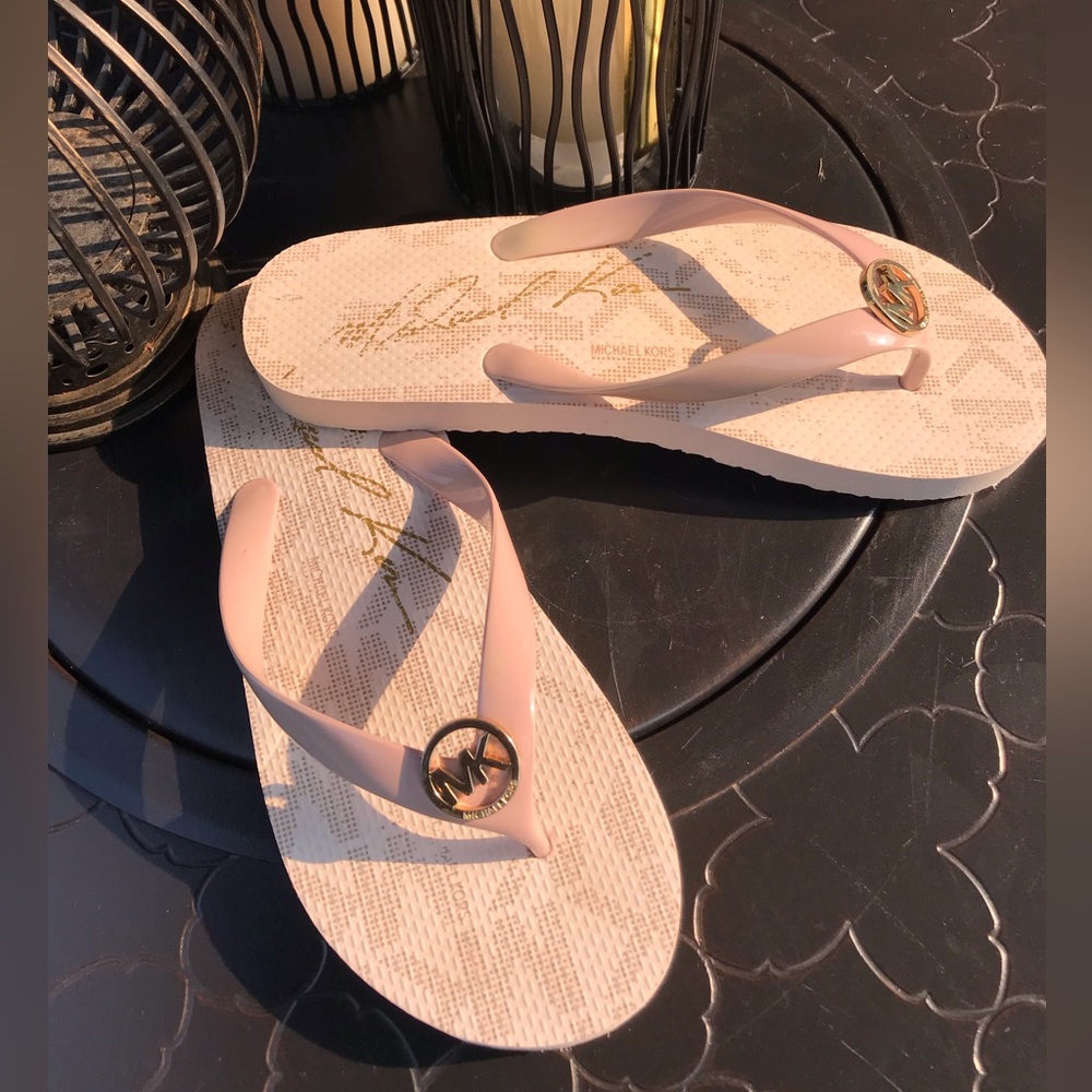 Michael Kors Eva Flip Flops